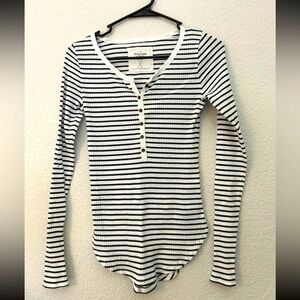 Abercrombie and Fitch top